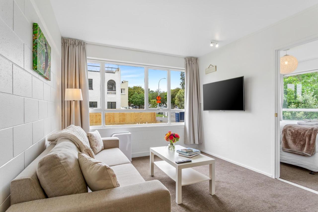 One Bedroom Apartment, Heart Of Newmarket Auckland Exterior photo